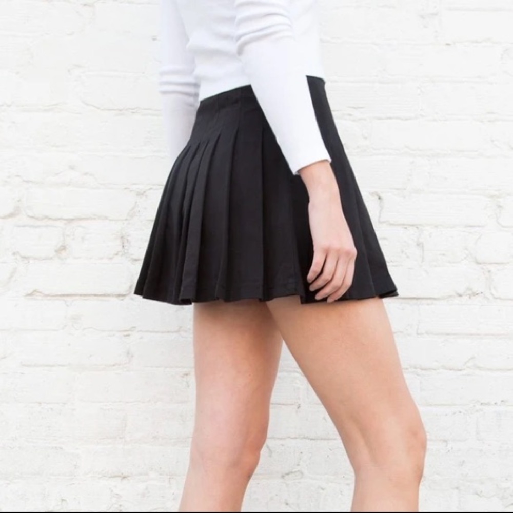 Brandy Melville skirt